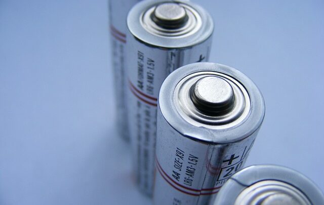 Fra mobiltelefoner til elbiler: Hvordan vægoplader og batterioplader revolutionerer vores dagligdag